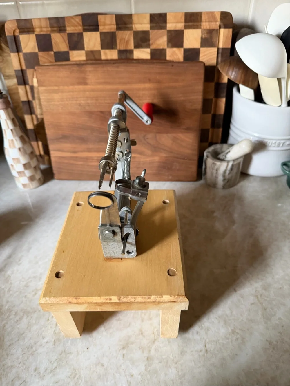 Pampered Chef apple peeler corer slicer attachment with wood block stand